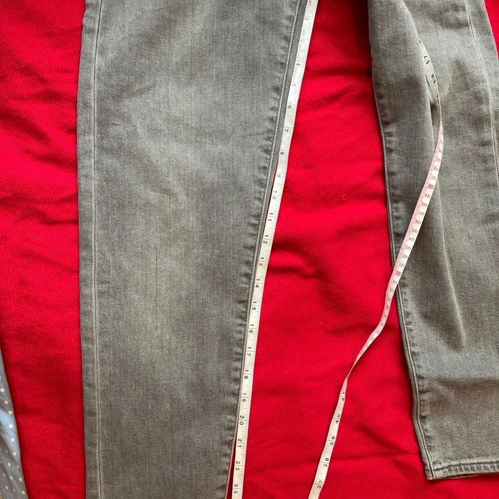 NWT EXPRESS Size 4R Women’s  Grey Tapered Ankle High Rise Jeans - Picture 6 of 7